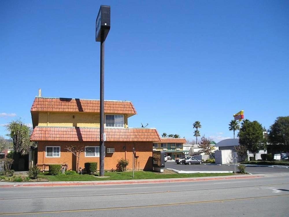 Gilroy Inn Exterior photo