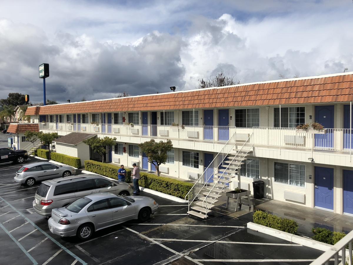 Gilroy Inn Exterior photo